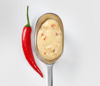 Srirachamajonnäs vegansk