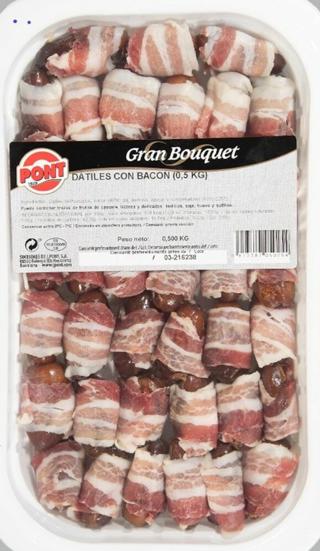 Dadlar Lindade Med Lufttorkat Bacon