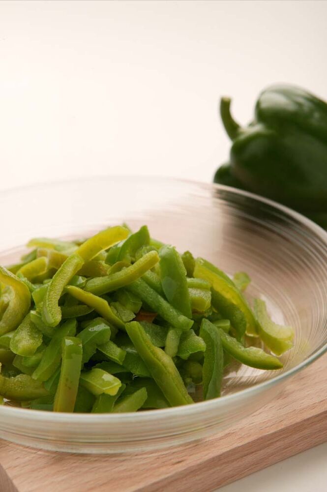 Paprika grön strimlad