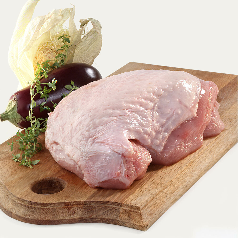 Kalkonbröst med skinn, mörad