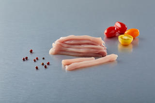 Kycklinglårfilé utan skinn strimlad 12mm