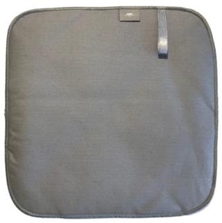 Grytlapp med vattentätt mellanskikt grå 25x25cm