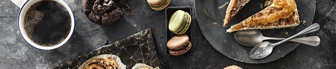 Klassiska kanelbullar och lyxiga cheesecakes